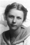 Mlle Ruth Elizabeth BECKER